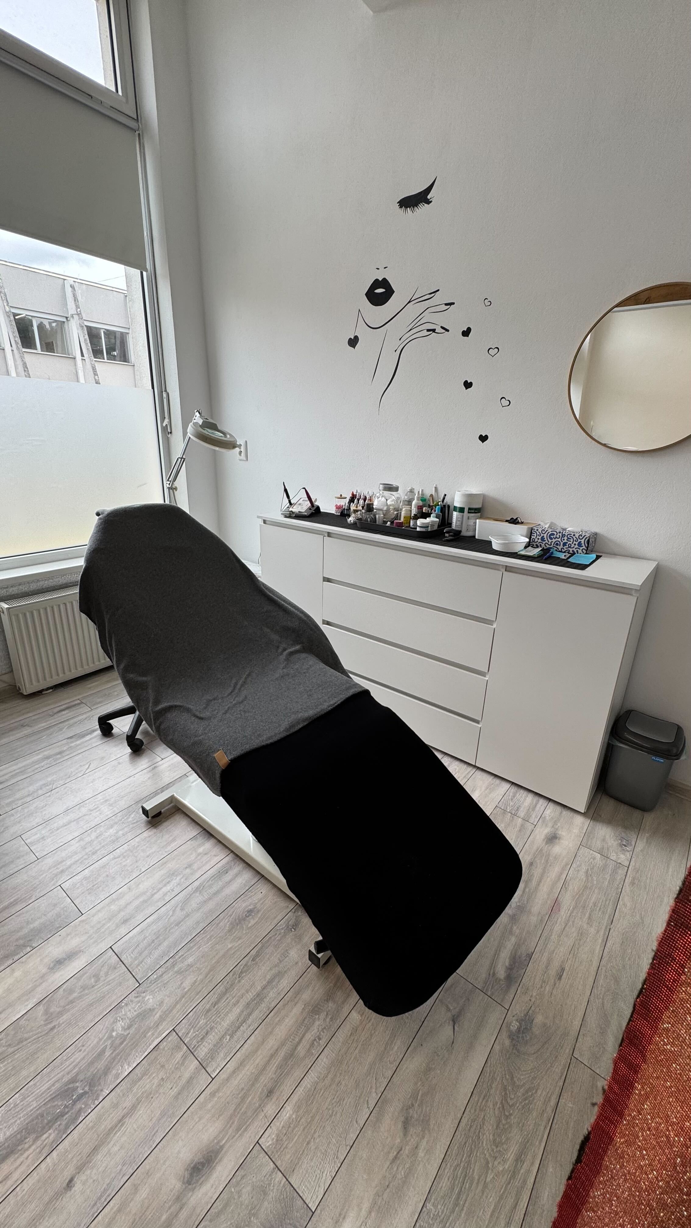 Pracovné kreslo — Art & Beauty Studio